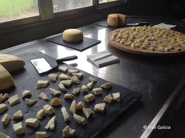 Cortes de Muar elabora tres tipos de queso del país.